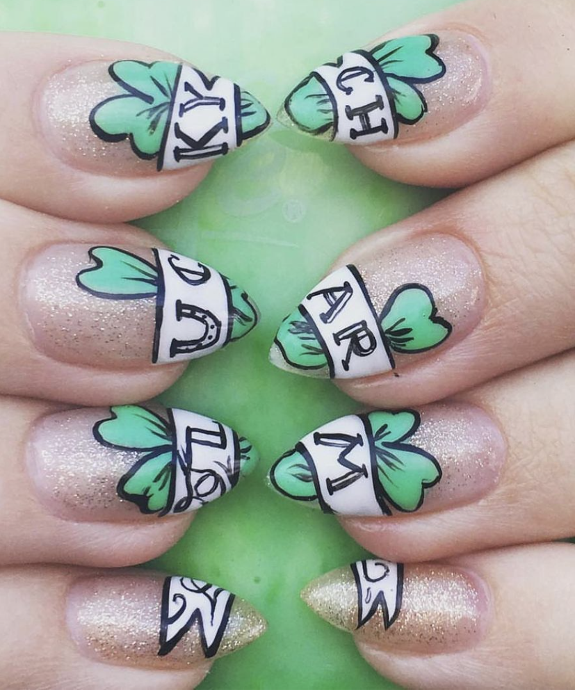 St. Patrick's Day Nail Art Lucky Clover